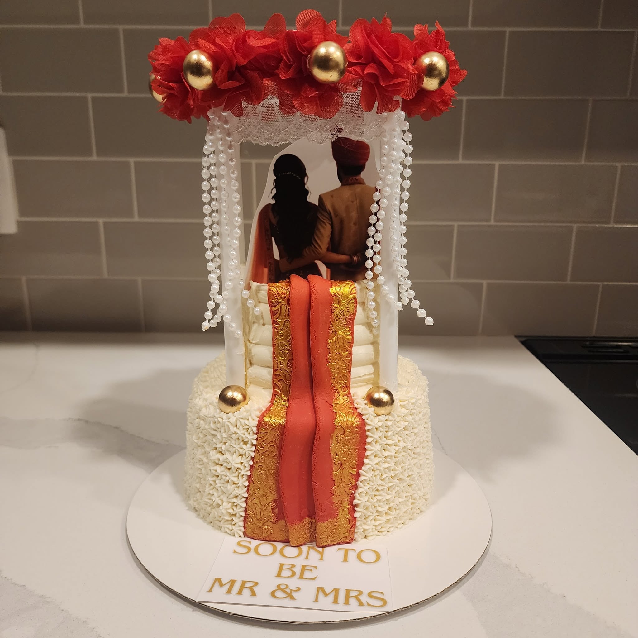 Custom wedding cake by Tacouri Cuisine